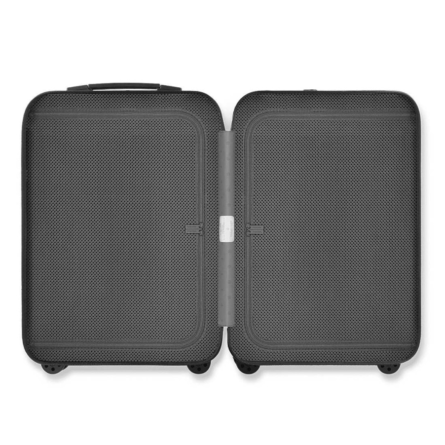 RIMOWA Essential Lite Cabin Best-Sellers